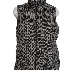 Croft & Barrow Black and Gray Chevron Vest